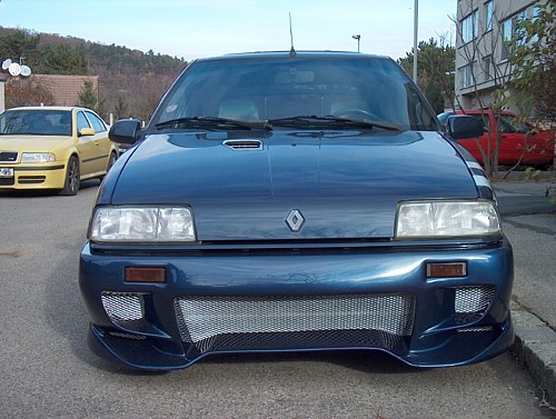 Renault - 02