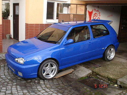 VWGolf - 1