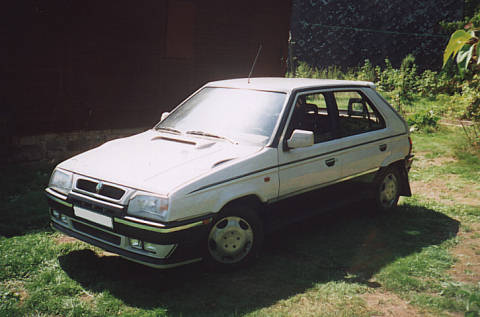 �koda Favorit