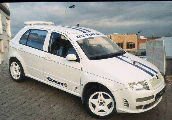 �koda Fabia 02