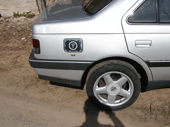 Peugeot 405