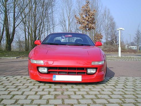 Toyota-MR 2