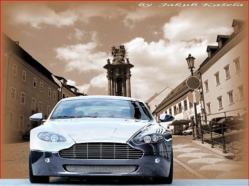 Aston Martin AMV8 - 1